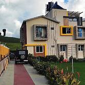 Rose garden enclave for families