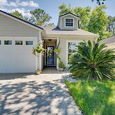 Golf Course Community Home Near Springs & Swimming