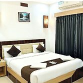 Hotel MS Pride - Prime Located