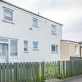 Charming Livingston Home With Garden