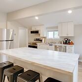 Walk to Wku, Bars & Dining! Updated Duplex Home