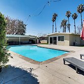 Modern Gem w/ Outdoor Oasis: 5 Mi to Lake Jennings