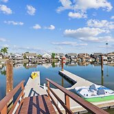 Waterfront Escape With Private Dock 3 Bedroom Home