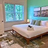 Well-Equipped 2BR - Greenbay 301