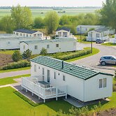 Marton Mere Holiday Village - Holiday Accommodation 17890