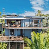 Hillcrest Retreat with River Views