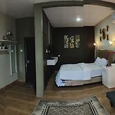 Pondok Indah At Teluk Asmara Beach