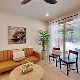 Duplex w/ Furnished Patio Near Lake Ouachita!