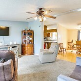 3 Mi to Dtwn: Pet-friendly Farm Retreat in Paris!