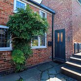 6 Brook Court