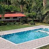 CASA DE CAMPO PRIVADA CON PISCINA