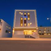 Fabhotel Srikara Grand Luxury Rooms