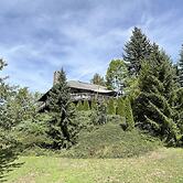 Holiday Home With Sauna, Saint-sauveur
