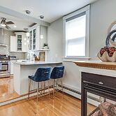 Steps to Short Beach: Ocean-view Apt w/ Deck!