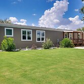 Peaceful Countryside Home w/ Yard in Hawley