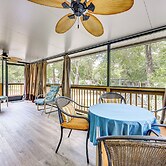 Steps to Lake Kerr: Home w/ Pool & Hot Tub Access!