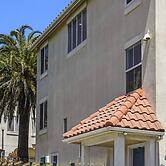 Beautiful 2BR in Silver Terrace