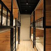 DOO Hostel