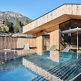 Lärchenlodge SkySpa und Rooftop Pool