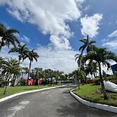 Status Elegance Hotel