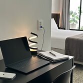 Status Elegance Hotel
