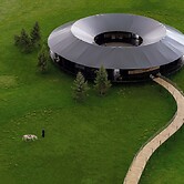 Hongyuan Weilu Nomadic Luxury Camp