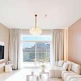 Jewelz Luxury 2BR Balcony, Pool & Garden Views