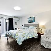 Sunny Azusa Hideaway Near APU Trails Easy LA Access