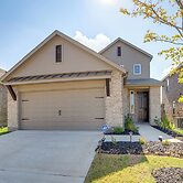 Yard & Office: Spacious Family Home in Forney
