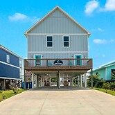 Pipedreams 333 E 4 Bedroom Home