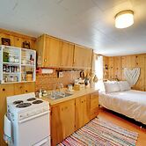 Walk to Beach Access! Chic Port Austin Studio