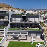 Residencial Breeze 1A by Bookaparadise