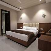 Pari Ac Restaurant & Hotel