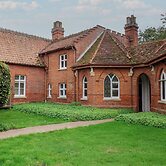 Duke Cottage