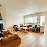 2 Mi to Dtwn Reno & Unr: City-view Townhome!