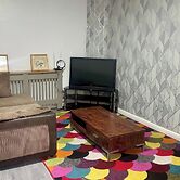 1 Room Ensuite Flat - Sleeps 2 With Sky Full Fibre