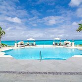 Villa B by the Sea in Nassau