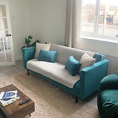 Your Home-from-home - Business & Families - 6 Beds