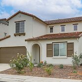 Modern Family Home in Suburbs of Sacramento!