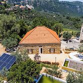 LAuberge de Douma Full House in Batroun