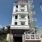 OYO 1296 Phu Loc Xuan Hotel Danang