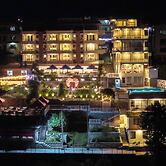 Village Highland Resort