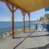 Whale Watching at Bayfront Cottage in Juneau!