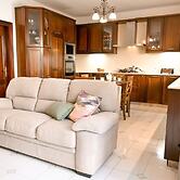 7 MEDITERRANEA VILLA