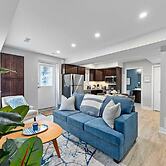 Casa Hotel Stylish Modern Family Suite w Patio