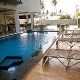 Apto com Piscina e Sal o de Jogos a 100m da Praia