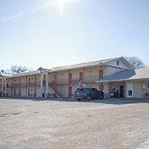 American Inn & RV Park