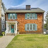 Walk to Hudson River Waterfront: Newburgh Home