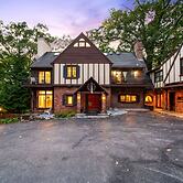 Foliage at Westchester Manor - Near Sleepy Hollow