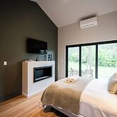 Redwood Park Wolombi